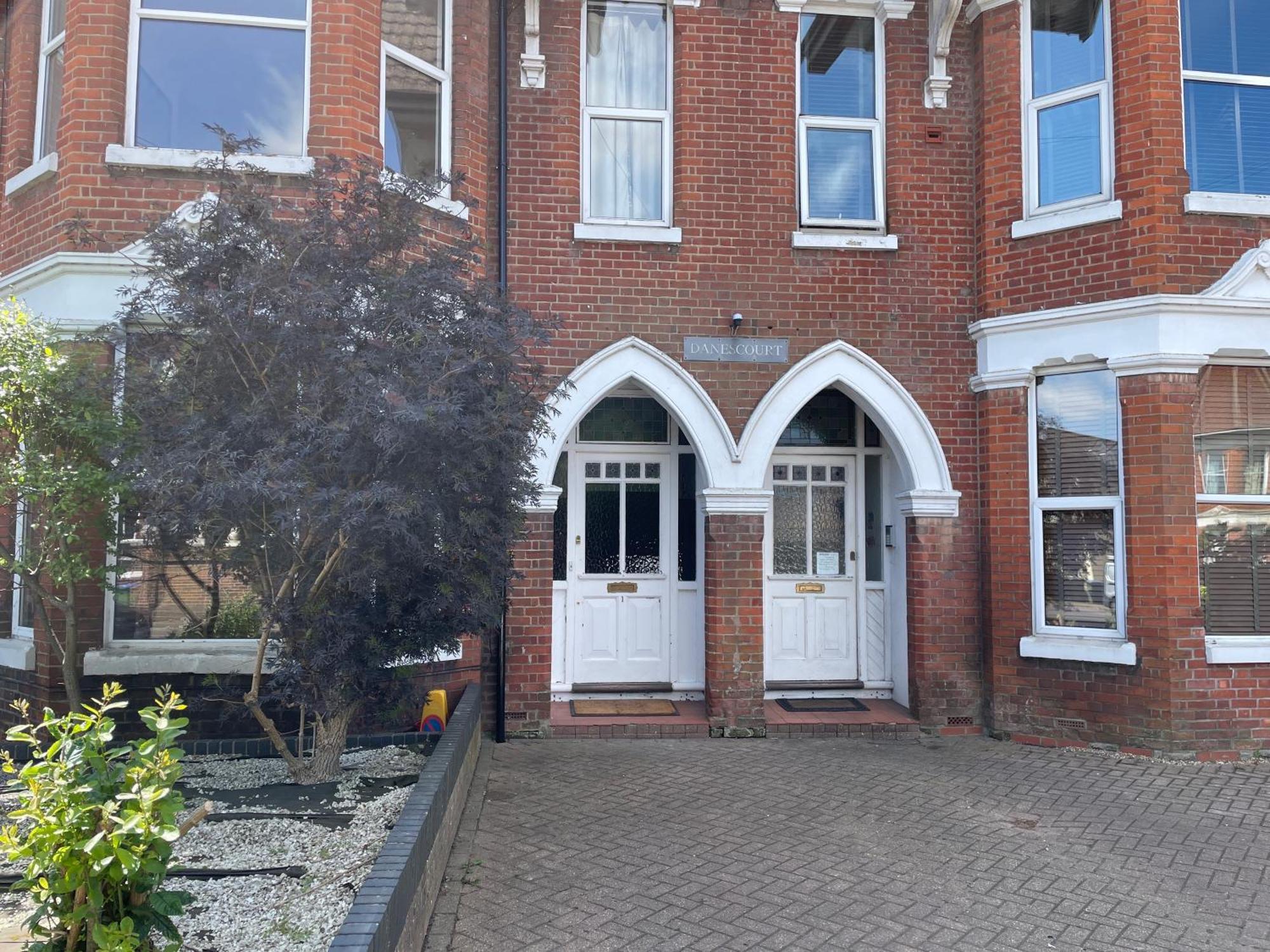 Number 10 Service Apartment - Danes Southampton Zewnętrze zdjęcie
