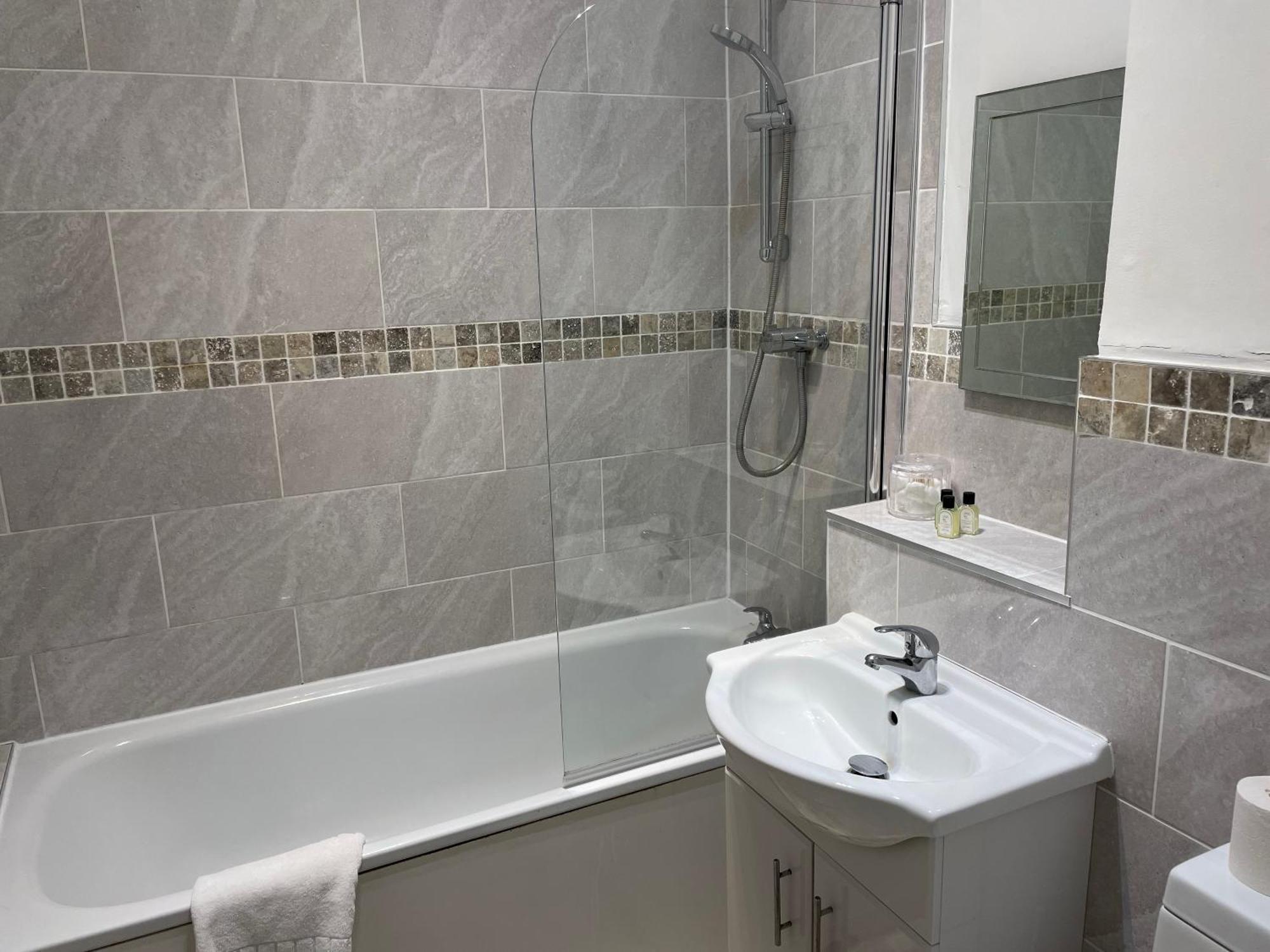 Number 10 Service Apartment - Danes Southampton Zewnętrze zdjęcie